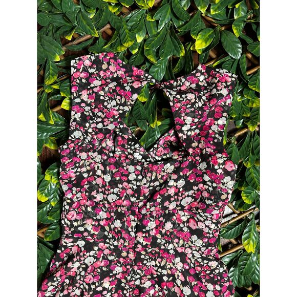 WHBM Black Cherry MultiFloral Open Back Satin Mini Dress Sz 4 - Picture 4 of 6